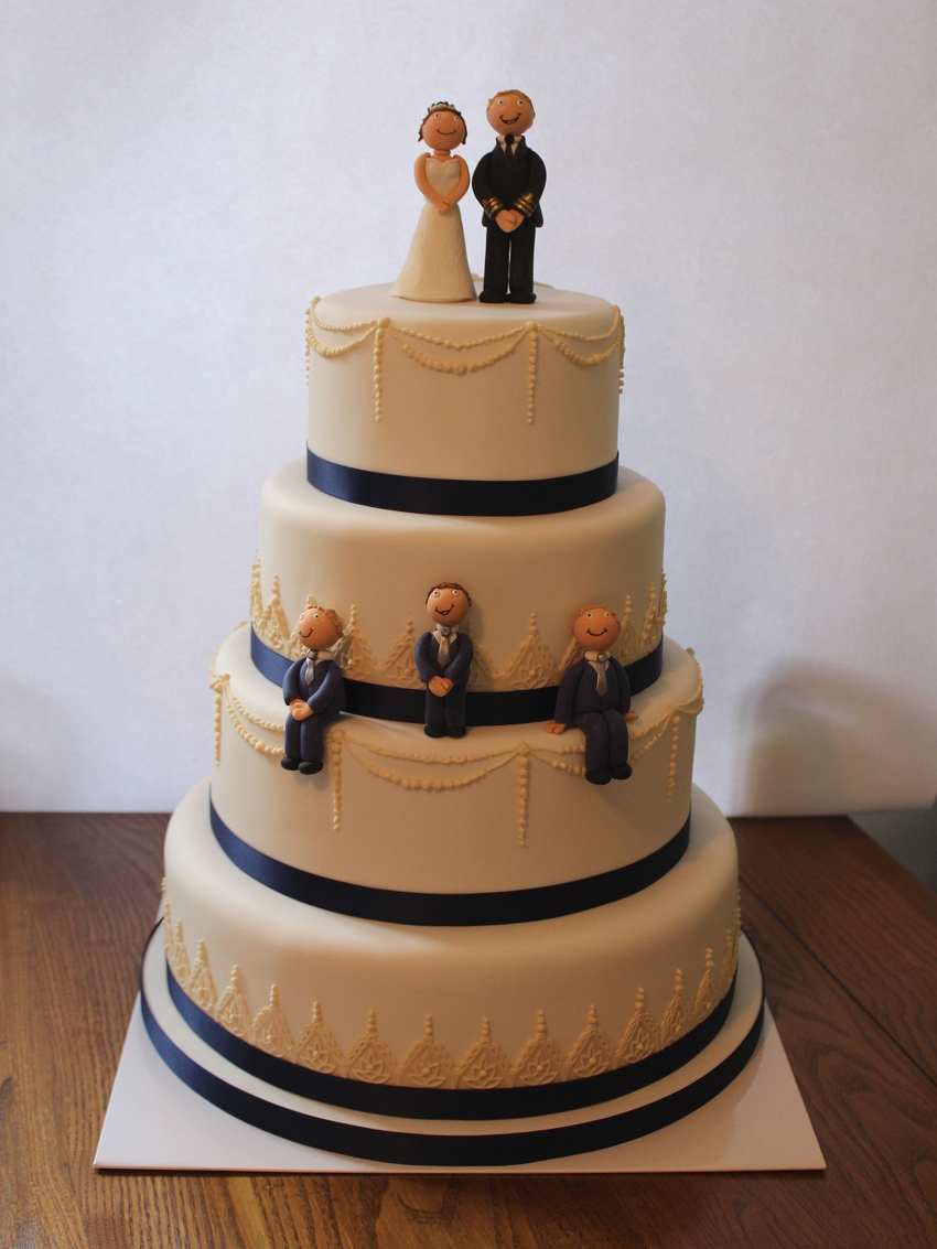 novelty wedding cakes Yeovil Somerset